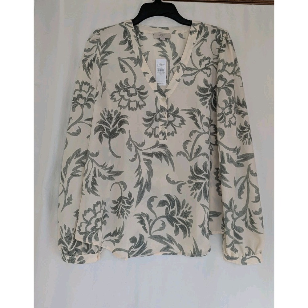 NWT Loft Outlet Blouse Women's M Floral V Neck Top Green /Gray Ret $60